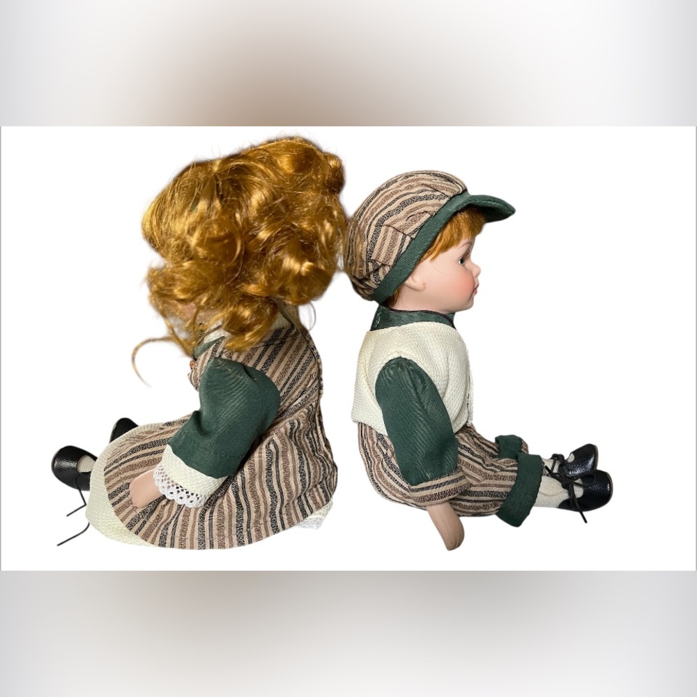 Vintage Imperfect Perfect Set of Two Sitting Brother & Sister Porcelain Dolls 8” - Picture 8 of 9